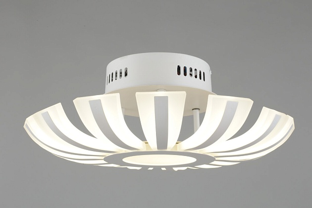 Потолочная светодиодная люстра Omnilux Silville OML-02607-68 Фото № 4