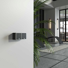 W5071234/ Розетка влагозащ. с зазем. с защит. крышкой и шторками Gallant (черный с серебром) 2