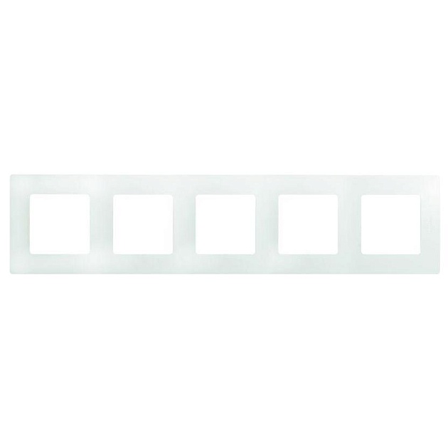 Рамка 5-постовая Legrand Etika белая 672505 Фото № 1