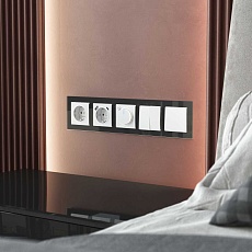 Рамка Werkel Favorit на 5 постов черный W0051108 4690389160110 2