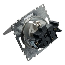 Розетка 2P+PE Stekker Катрин со шторками крышкой серебро GLS16-7112-03 39580 3