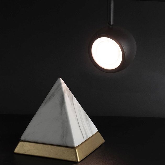 Трековый светодиодный светильник для магнитного шинопровода LOFT IT Tech T034-10 Фото № 3