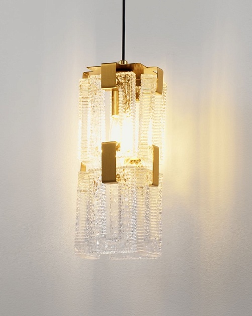 Бра Moderli Lilly V11078-1W изображение 4 Бра Moderli Lilly V11078-1W Фото № 4