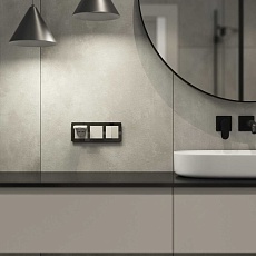 Розетка влагозащ. с зазем. с защит. крышкой и шторками (дымчатый) W1271204/ a069464 2