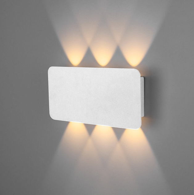 Настенный светодиодный светильник Elektrostandard 40138/1 LED белый a055776 Фото № 2