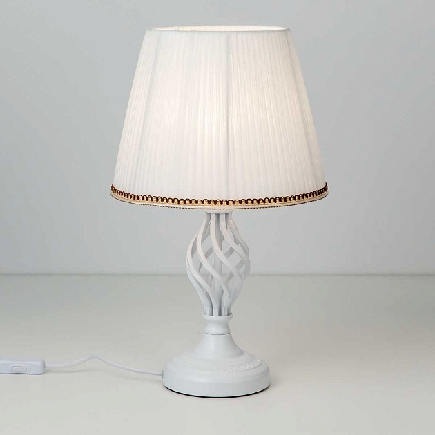 Настольная лампа Citilux Вена CL402800 изображение 7 Настольная лампа Citilux Вена CL402800 Фото № 7