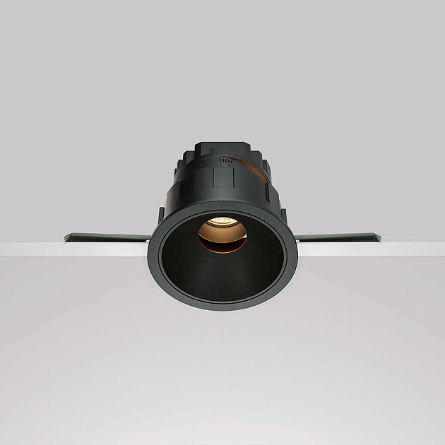 Встраиваемый светодиодный светильник Maytoni Technical Wise DL057-10W3K-B фото 2