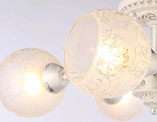 Потолочная люстра Ambrella light Traditional TR3062 2