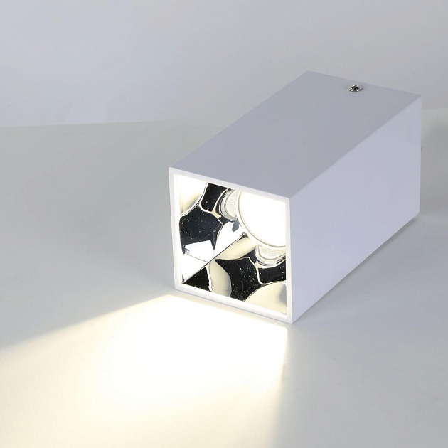 Потолочный светодиодный светильник Favourite Tetrahedron 2401-1U фото 2