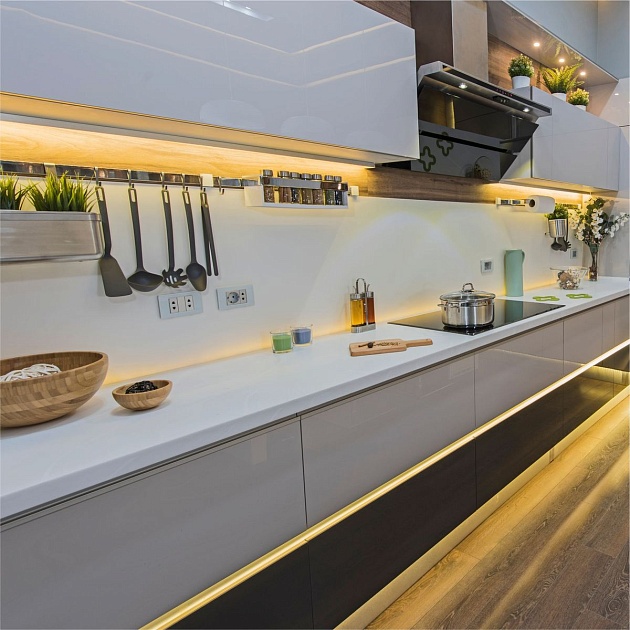 Профиль универсальный серебро 2м. Apeyron 08-23-01 Фото № 10