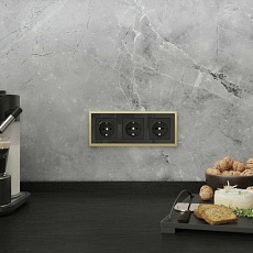 Рамка Werkel Baguette на 3 поста черный/латунь W0032852 4690389185809 1