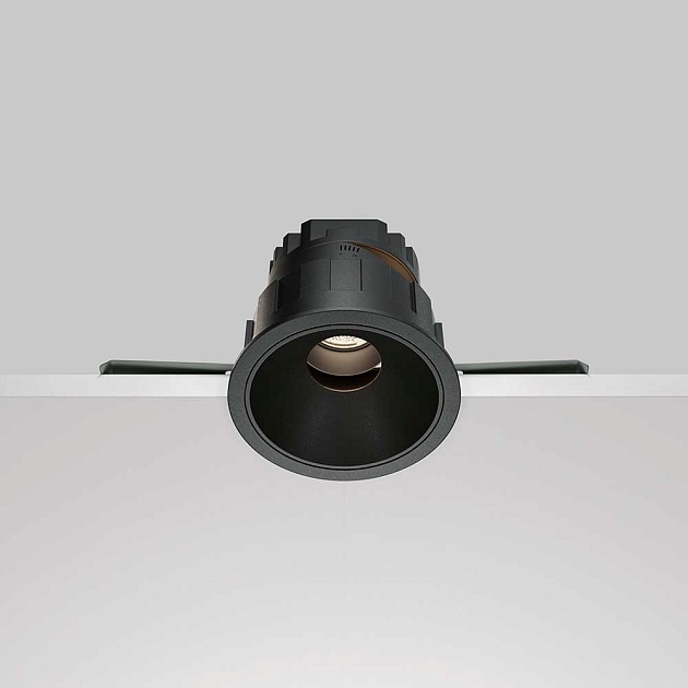 Встраиваемый светодиодный светильник Maytoni Technical Wise DL057-10W4K-B фото 2