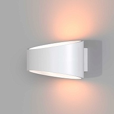 Настенный светодиодный светильник Maytoni Trame C806WL-L5W 2