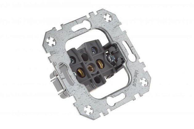 Розетка 2P Liregus Epsilon коричневый 28-135 изображение 2 Розетка 2P Liregus Epsilon коричневый 28-135 Фото № 2